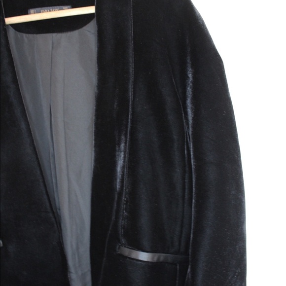 Zara Black Velvet Open Blazer Small Preowned - Picture 3 of 5